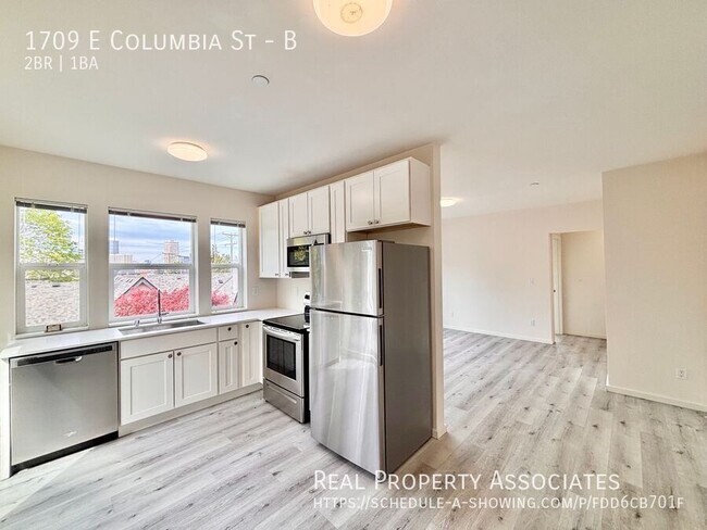 Building Photo - 1709 E Columbia St