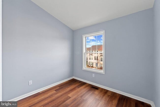 Building Photo - 7910 Beach Plum Ln