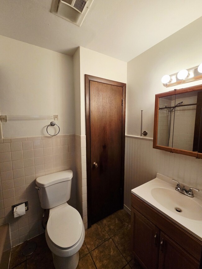 Building Photo - 1414 Lehigh Ave