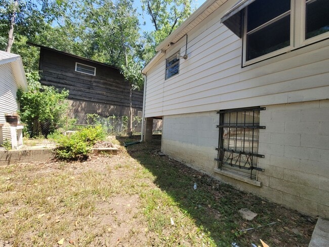 Building Photo - Home in Hot Springs