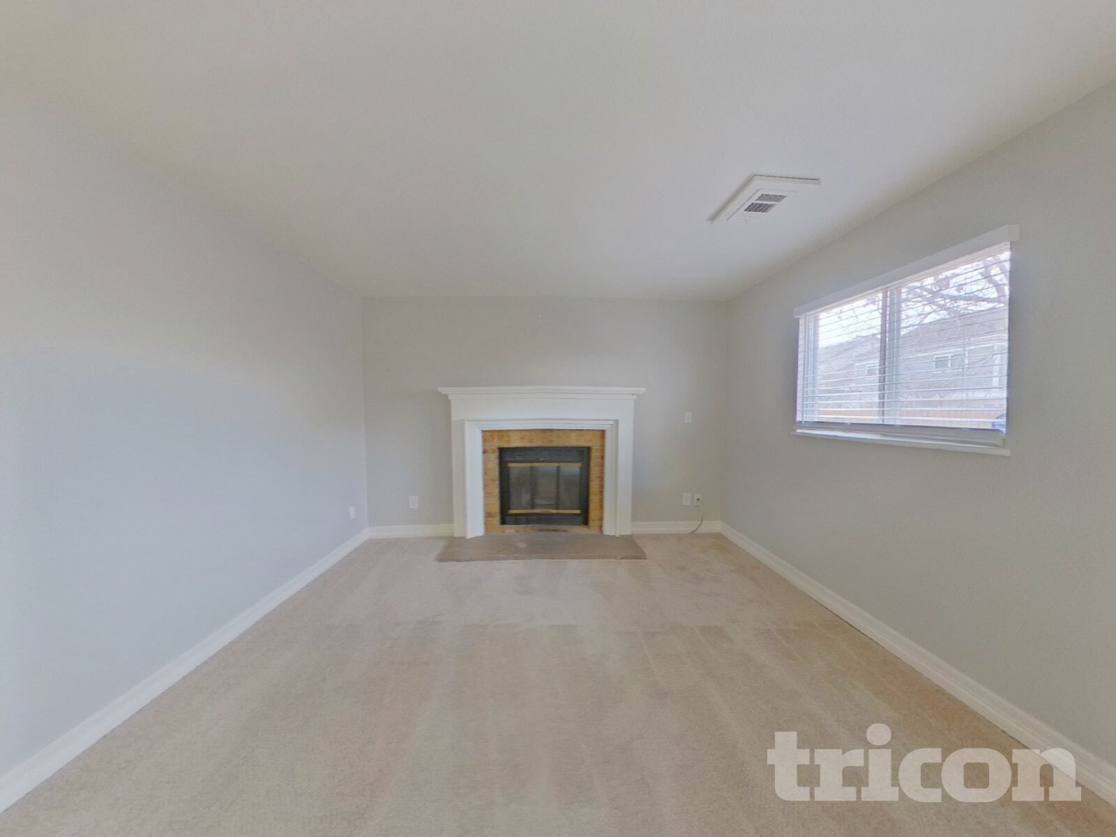 Building Photo - 19595 E Amherst Dr