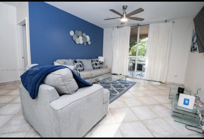 Building Photo - 19801 E Country Club Dr