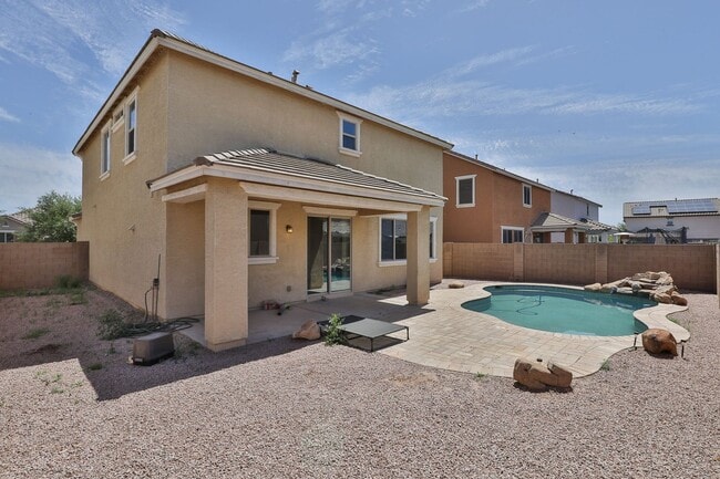 Building Photo - Heart of Queen Creek 5 bed/3 bath Home w/ ...