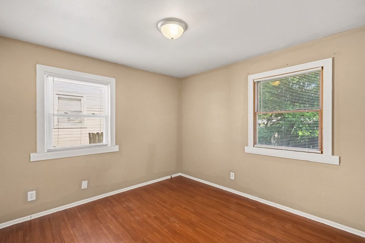 Building Photo - 1223 Walker Ave
