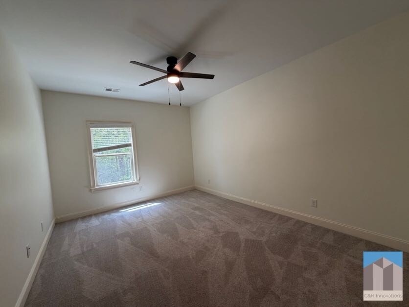 Building Photo - 4805 Carriage Bridge Ln