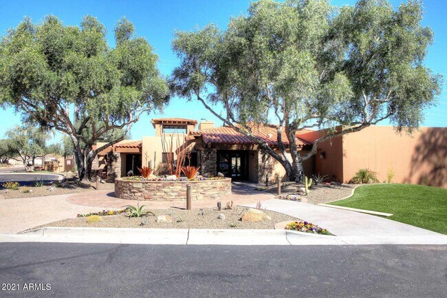 Building Photo - 9280 N 100th Pl