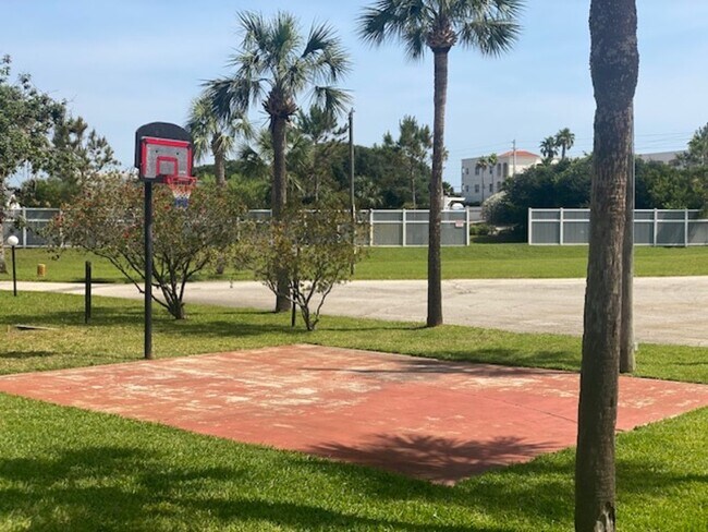 Building Photo - 4825 A1A S