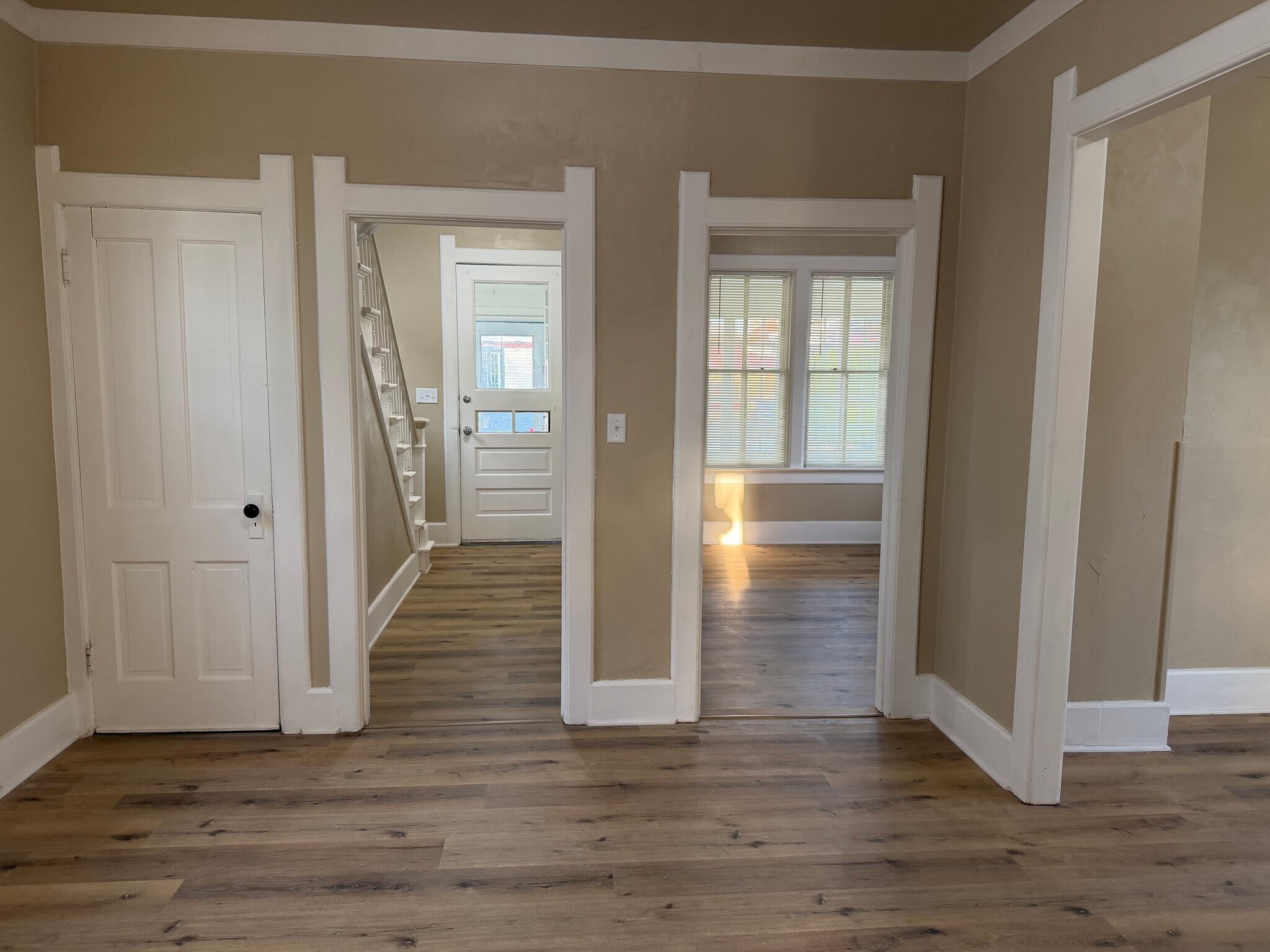 Building Photo - 708 N 10th St