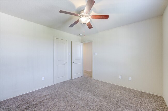Building Photo - 23614 Eldarica Pine Ct