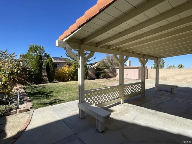 Building Photo - 38661 Annette Ave