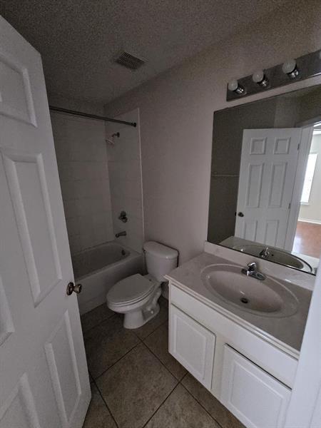 Building Photo - 12526 Cruxbury Dr