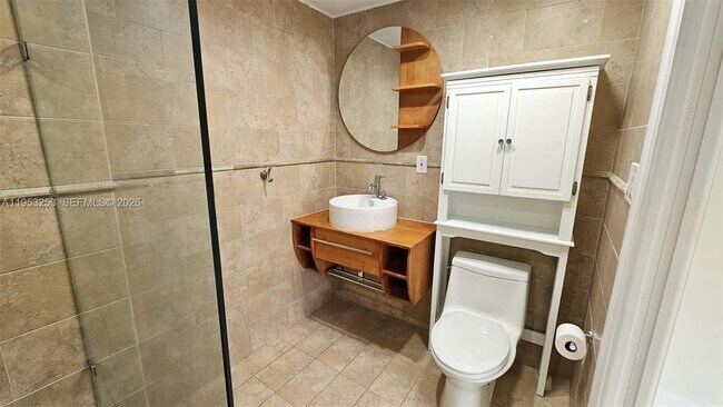 Building Photo - 3745 NE 171 St