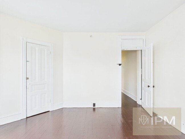 Building Photo - Beautiful 5 Bed, 2 Bath Home in Manheim!!