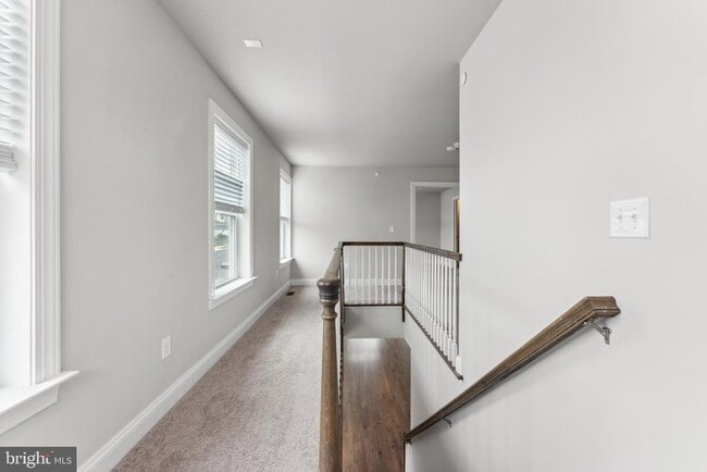 Building Photo - 38 Lacey Ln