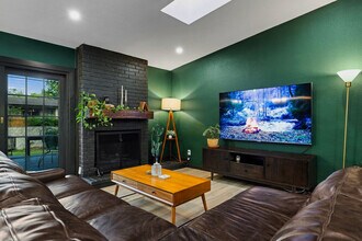 Building Photo - 4807 Carsonhill Dr