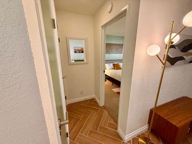 Building Photo - 2875 N Los Felices Rd