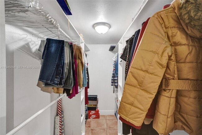 Building Photo - 898 NW 131st Ave