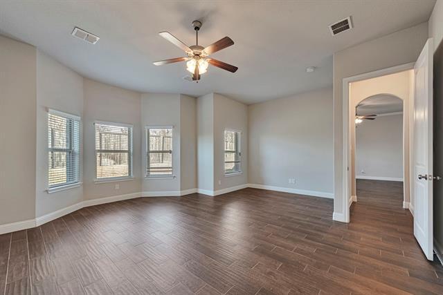 Building Photo - 6725 Cambridge Dr