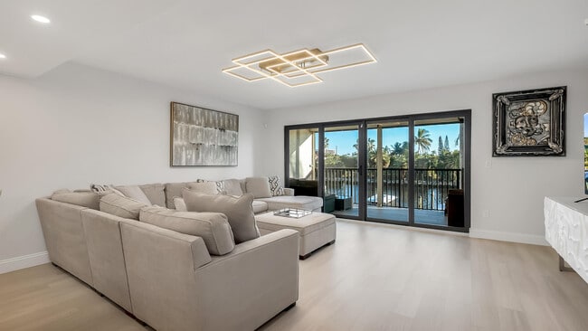 Building Photo - 240 Captains Walk