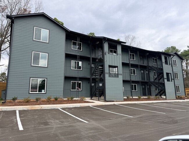 Building Photo - Hudson Building E