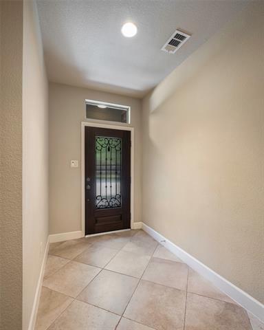 Building Photo - 2222 Marilla St