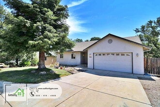 Building Photo - 19686 Black Fox Dr