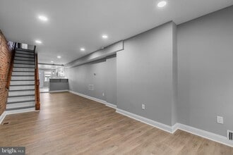 Building Photo - 1213 Washington Blvd