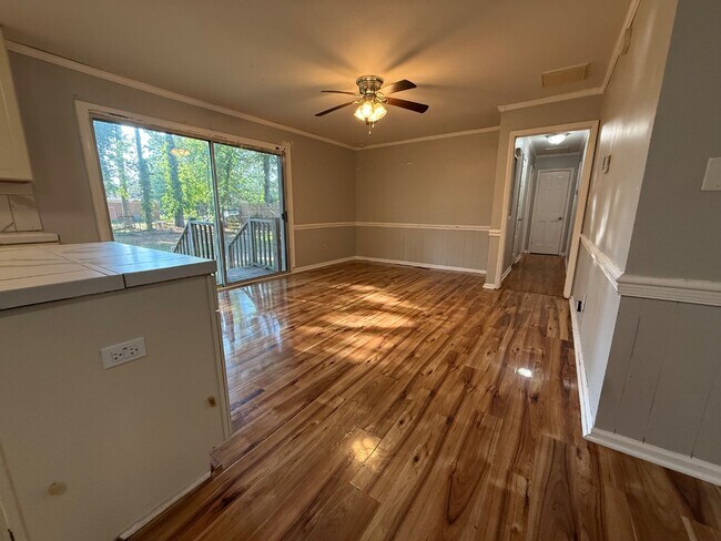 Building Photo - 209 Allendale Dr