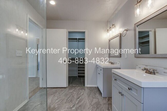 Building Photo - 6913 Fawn Canyon Dr