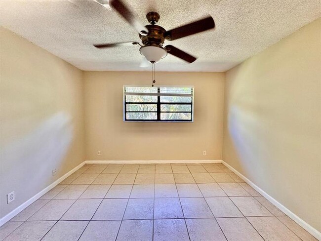 Building Photo - 11211 Royal Palm Blvd