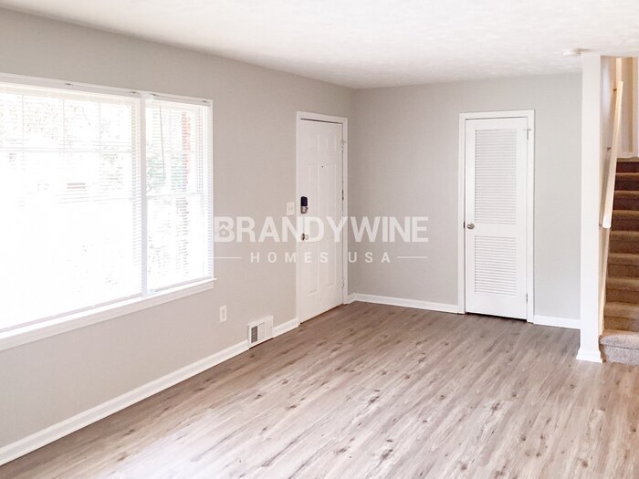 Building Photo - 2336 Columbia Woods Ct