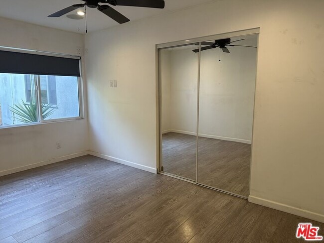 Building Photo - 410 Pershing Dr