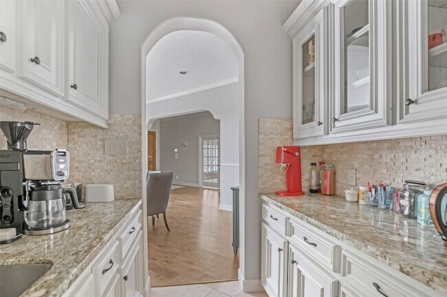 Building Photo - 29006 Reserve Bend Dr