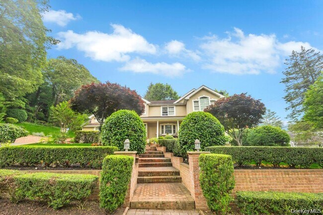 Building Photo - 4 2nd St