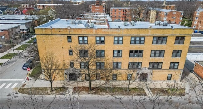 Building Photo - 6146 N Ravenswood Ave