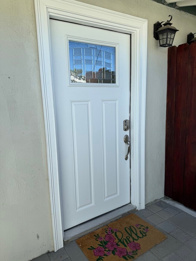 Building Photo - 6517 Gazette Ave