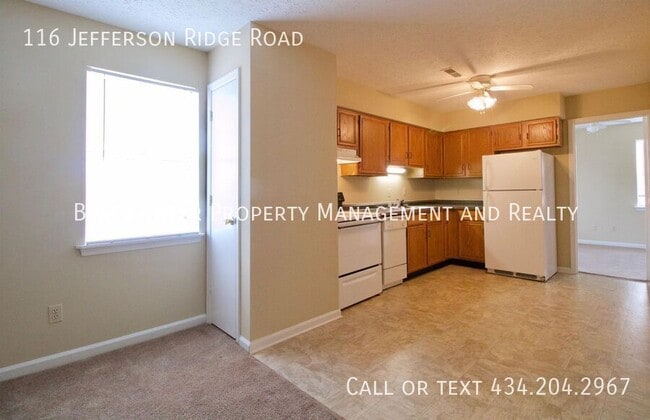 Building Photo - 116 Jefferson Ridge Rd