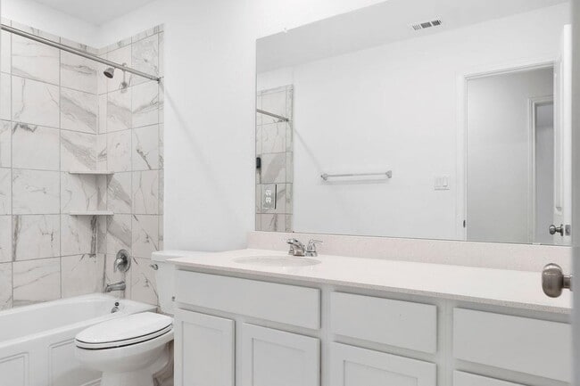 Building Photo - 1205 Sweetspire St