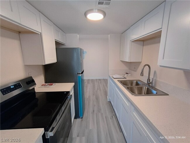 Building Photo - 3647 Kolendo Ct