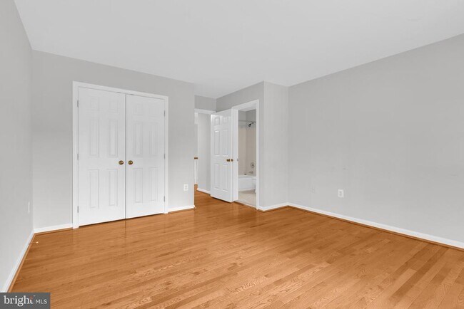 Building Photo - 13072 Autumn Willow Dr