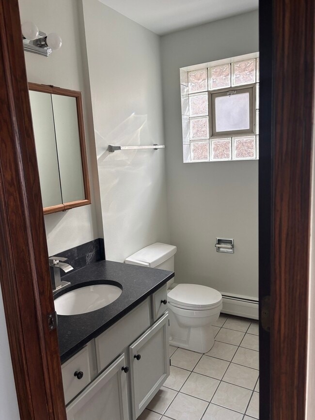 Building Photo - 4801 S Kolin Ave