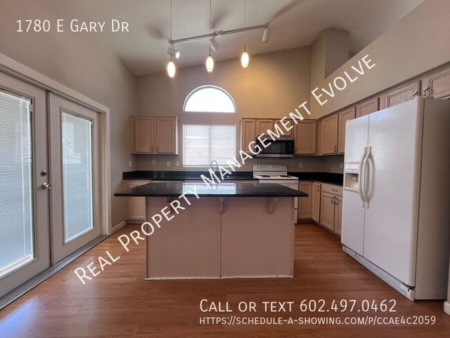 Building Photo - 1780 E Gary Dr