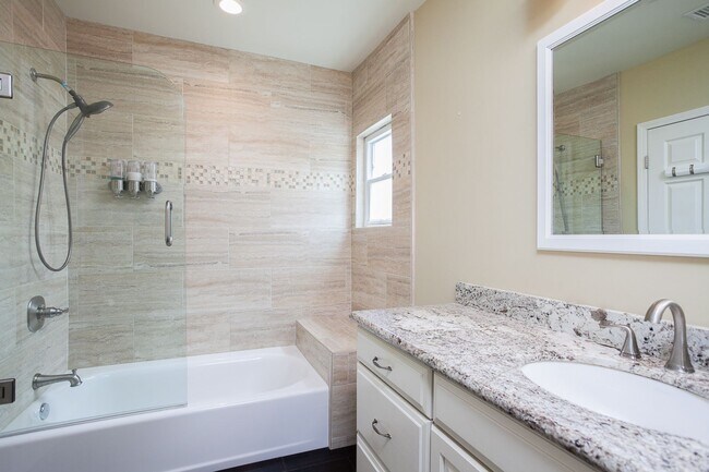 Building Photo - AVAILABLE NOW: Beautifully Remodeled Historic Victorian – 3 Bed / 3 Bath