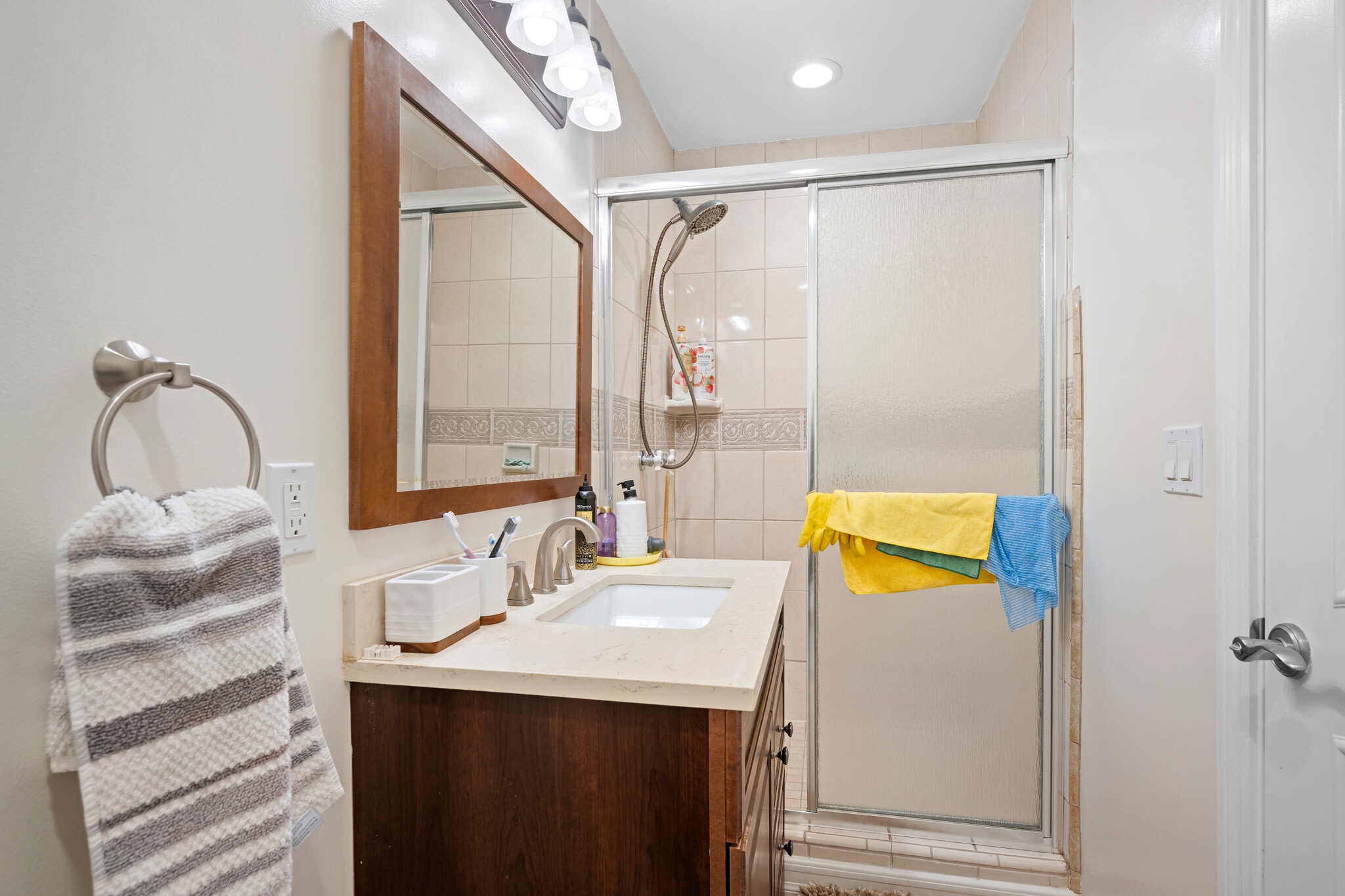 Building Photo - 1520 Orange Grove Ave