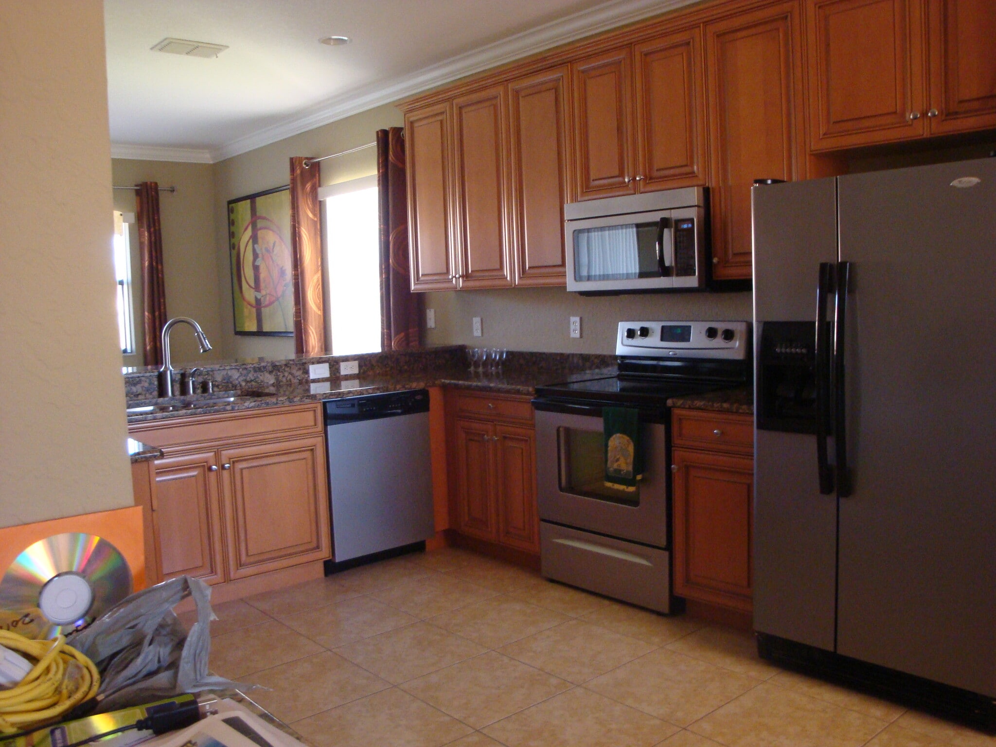 Building Photo - 1250 Clove Dr