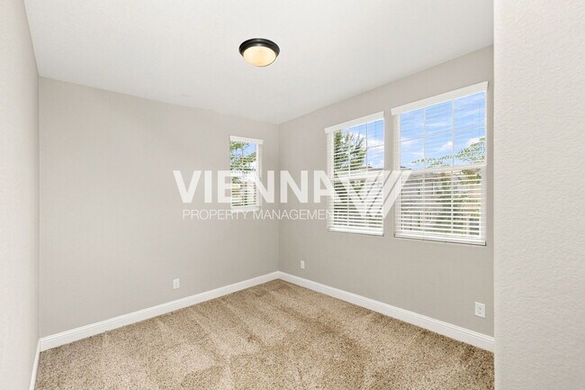 Building Photo - 310 Colner Cir