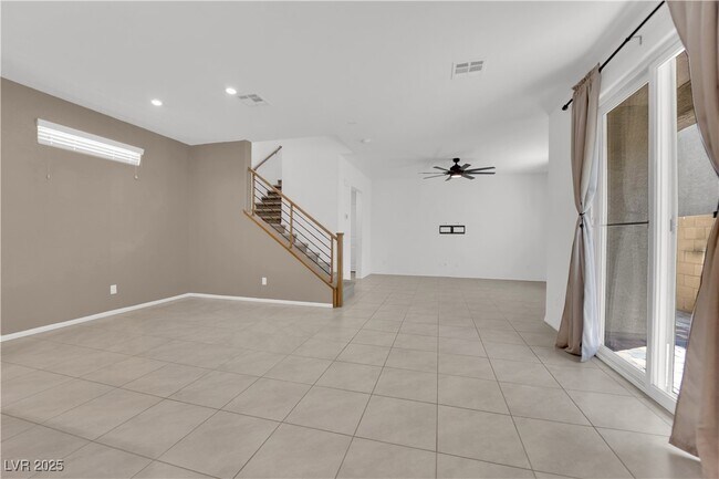 Building Photo - 8035 Skye Foxx St