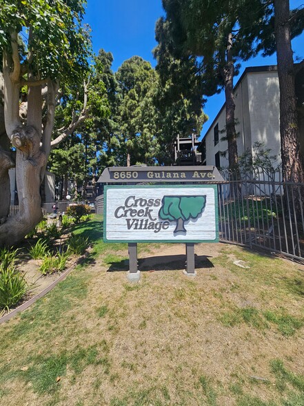 Building Photo - 8650 Gulana Ave