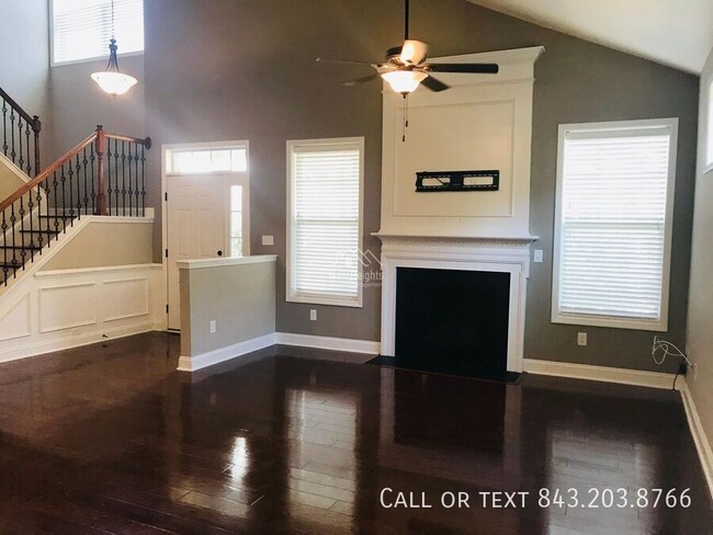 Building Photo - 3647 Bagley Dr