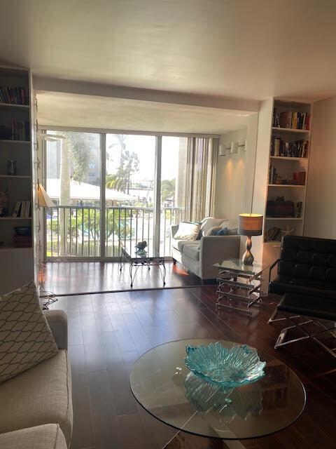 Building Photo - 3212 S Ocean Blvd